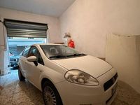 Usata Fiat Grande Punto 75 CV (55 kW) 2006 Bianco Utilitaria