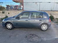 Usata Renault Clio II 75 CV (55 kW) 2009 Blu Utilitaria