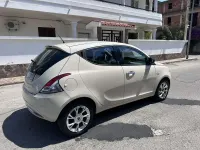 Usata Lancia Ypsilon Gold 95 CV (69 kW) 2016 Beige Utilitaria