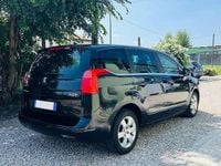 Usata Peugeot 5008 Access 115 CV (84 kW) 2013 Nero Monovolume
