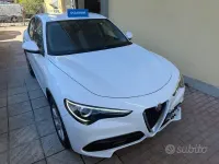 Usata Alfa Romeo Stelvio Business 190 CV (139 kW) 2020 Bianco SUV