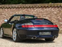 Usata Porsche 911 Carrera 4S Cabriolet 320 CV (235 kW) 2004 Blu Cabrio