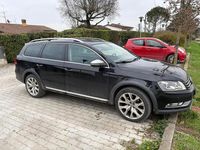 Usata VW Passat Alltrack 177 CV (130 kW) 2014 Nero Station wagon