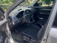 Usata Suzuki Swift 92 CV (67 kW) 2005 Grigio Utilitaria