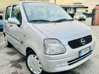 Usata Opel Agila 75 CV (55 kW) 2001 Grigio Monovolume