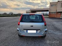 Usata Ford Fusion 68 CV (50 kW) 2003 Grigio Utilitaria