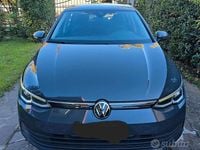 Usata VW Golf VIII Style 130 CV (95 kW) 2021 Grigio Berlina