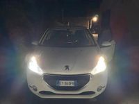 Usata Peugeot 208 82 CV (60 kW) 2015 Bianco Utilitaria