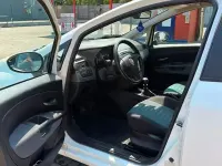 Usata Fiat Grande Punto 65 CV (47 kW) 2009 Bianco Utilitaria