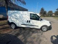 Usata Fiat Doblò S 120 CV (88 kW) 2021 Bianco Monovolume