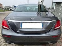 Usata Mercedes E220 Style 194 CV (142 kW) 2019 Grigio Berlina