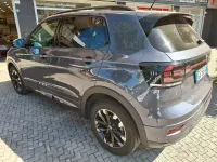 Usata VW T-Cross R-line 110 CV (80 kW) 2023 Grigio SUV