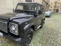 Usata Land Rover Defender 122 CV (89 kW) 2012 Nero Station wagon
