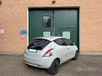 Usata Lancia Ypsilon S 69 CV (50 kW) 2019 Grigio Utilitaria