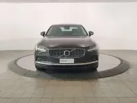 Usata Volvo S90 Plus 235 CV (172 kW) 2025 Platinum grey metallizzato Berlina
