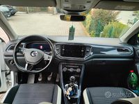 Usata VW T-Roc 115 CV (84 kW) 2019 Bianco SUV