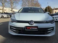 Usata VW Golf VIII Life 115 CV (84 kW) 2025 Blu Berlina