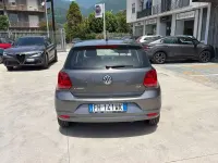 Usata VW Polo Comfortline 75 CV (55 kW) 2017 Grigio Berlina