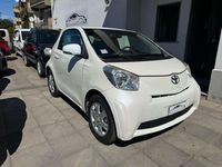 Begagnad Toyota iQ Sol 68 HK (50 kW) 2010 Vit Halvkombi