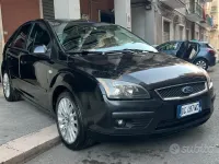 Usata Ford Focus 90 CV (66 kW) 2007 Nero Berlina
