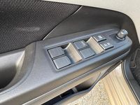 Nuova Suzuki Swift 82 CV (60 kW) 2025 Arancione Utilitaria