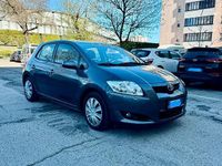 Usata Toyota Auris 124 CV (91 kW) 2009 Grigio Utilitaria