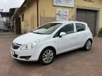 Usata Opel Corsa Cosmo 90 CV (66 kW) 2009 Utilitaria
