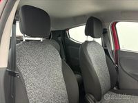 Usata Lancia Ypsilon Silver 70 CV (51 kW) 2023 Rosso Utilitaria