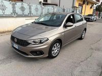 Usata Fiat Tipo Lounge 95 CV (69 kW) 2016 Grigio Berlina