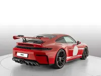 Nuova Porsche 911 2026 Guards red Coupé