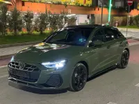 Nuova Audi A3 S-Line 149 CV (109 kW) 2026 Verde Berlina