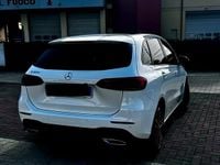 Usata Mercedes B180 Business 116 CV (85 kW) 2019 Bianco Monovolume