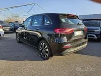 Usata Mercedes B250 Business 160 CV (117 kW) 2022 Nero Utilitaria