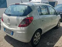 Używany Opel Corsa Sport 100 KM (73 kW) 2014 Biały Hatchback