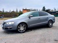 Usata VW Passat 140 CV (102 kW) 2006 Grigio Berlina