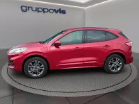 Käytetty Ford Kuga ST-Line X 225 HP (165 kW) 2023 Punainen Katumaasturi