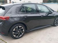 Usata VW ID.3 Pro Performance 150 kW (204 CV) 2023 Nero Utilitaria