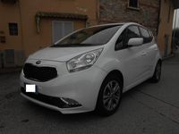 Usata Kia Venga 90 CV (66 kW) 2015 Bianco Utilitaria