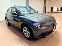 Usata Alfa Romeo Stelvio 150 CV (110 kW) 2017 Grigio SUV