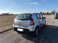 Usata Dacia Sandero 74 CV (54 kW) 2008 Argento Utilitaria
