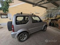 Usata Suzuki Jimny 86 CV (63 kW) 2007 Grigio SUV