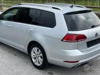 Usata VW Golf VII 116 CV (85 kW) 2018 Grigio Station wagon