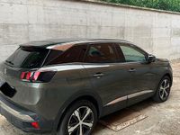 Usata Peugeot 3008 130 CV (95 kW) 2019 Verde SUV