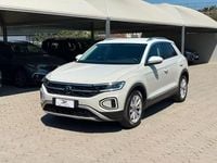 Usata VW T-Roc Style 150 CV (110 kW) 2022 Beige SUV