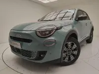 Uusi Fiat 600 110 HP (80 kW) 2025 Sininen Katumaasturi