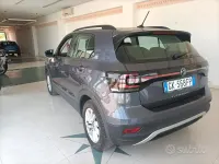 Usata VW T-Cross Advance 95 CV (69 kW) 2022 Grigio SUV