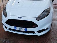 Usata Ford Fiesta ST 182 CV (133 kW) 2015 Berlina