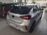 Usata Opel Corsa 101 CV (74 kW) 2025 Kristal silver Utilitaria