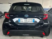 Usata Toyota Yaris Hybrid Business Edition 92 CV (67 kW) 2023 Nero Berlina