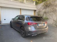 Usata Mercedes A180 Premium 116 CV (85 kW) 2018 Grigio Berlina